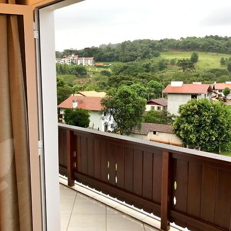Alpen Hospedagem Treze Tílias Kültér fotó