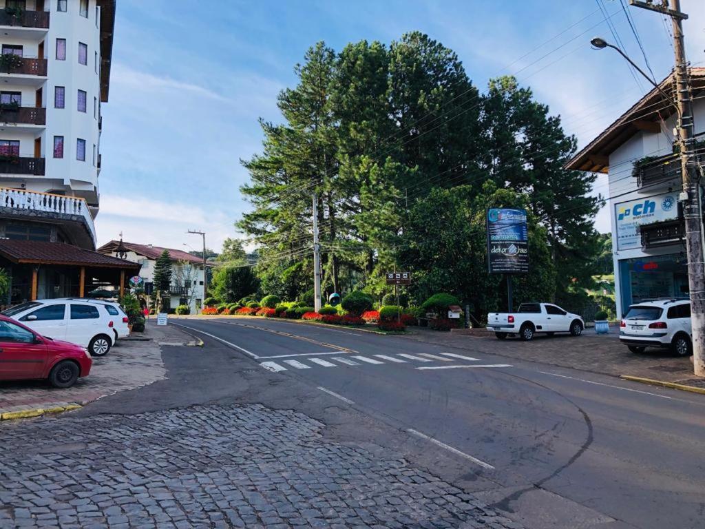 Alpen Hospedagem Treze Tílias Kültér fotó