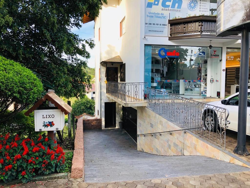 Alpen Hospedagem Treze Tílias Kültér fotó